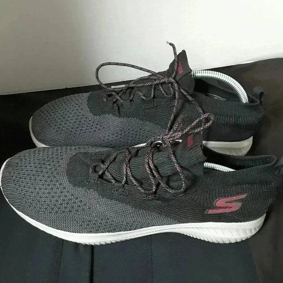 Skechers Air Cooled GOGA MAT size 13 - Picture 2 of 7